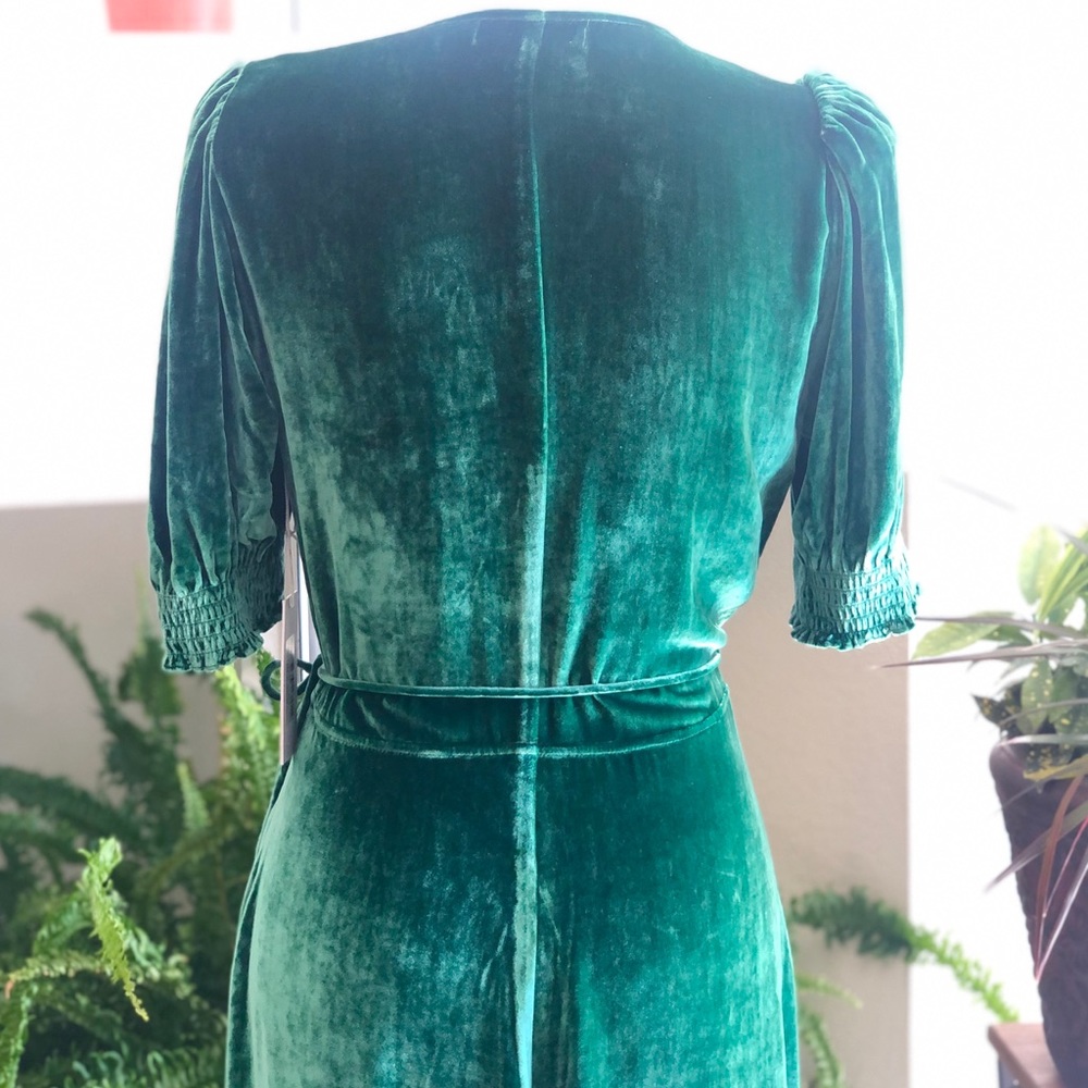 Reformation Peonie Dress Emerald - Picture 9 of 12